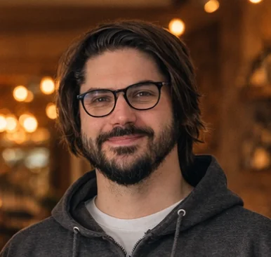 Patrik Wall, medgrundare av Lokaljakt